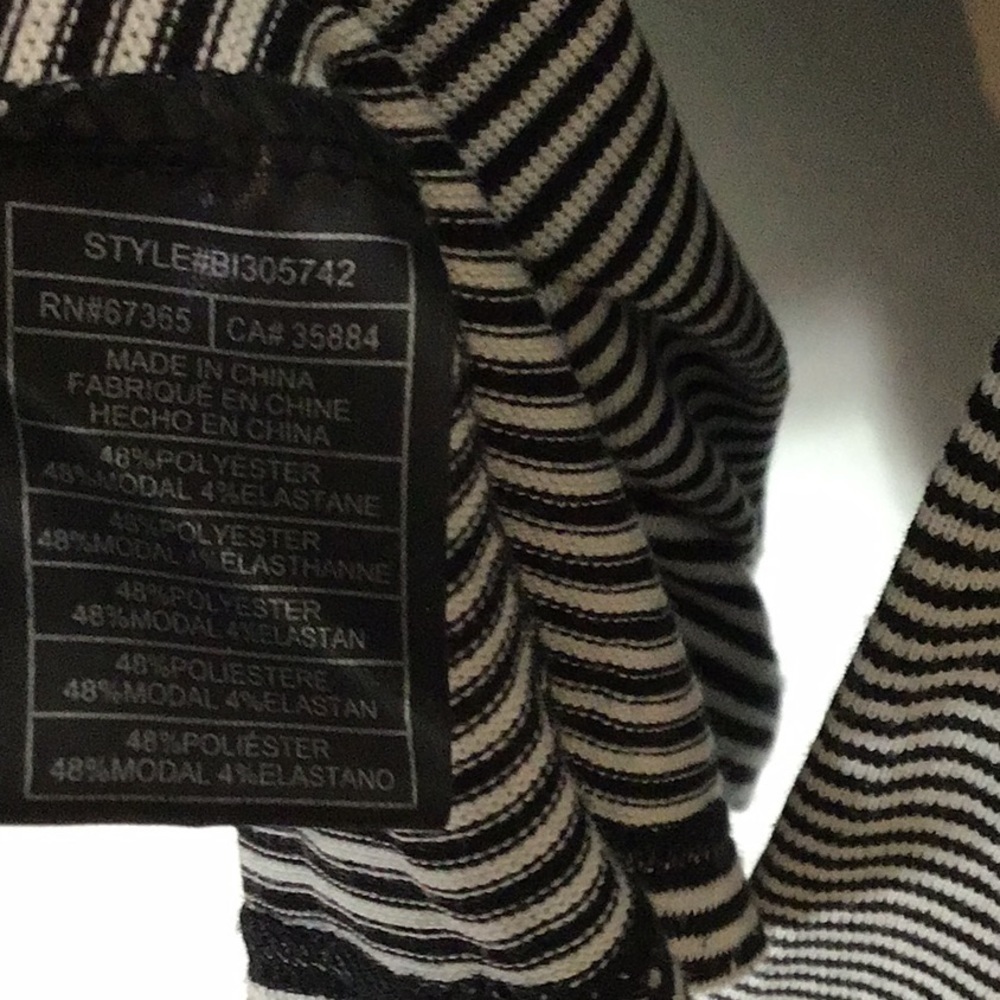 BB Dakota > Striped Cowl Neck Sweater Medium - Picture 6 of 7